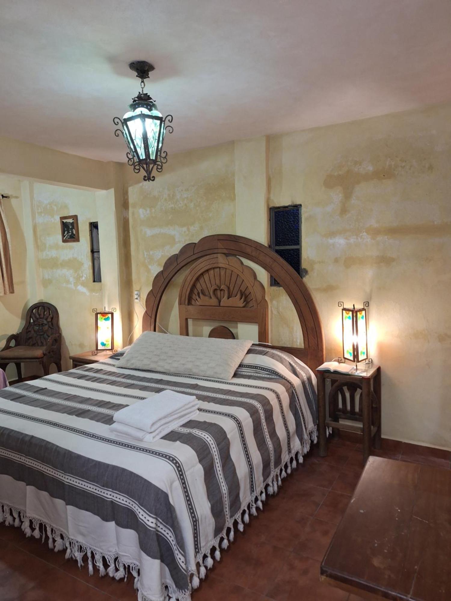 Hotel Posada Spa Antigua Casa Hogar Taxco de Alarcon Bagian luar foto